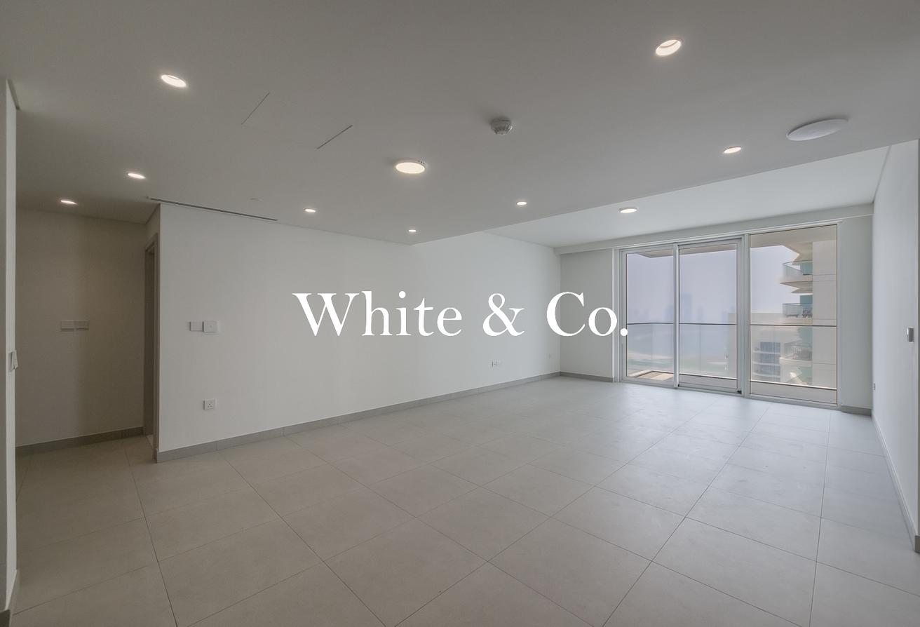 Palm & Marina View | Vacant | High Floor photo 6