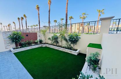Townhouse - 4 - 5 for rent in Malta - Damac Lagoons - Dubai