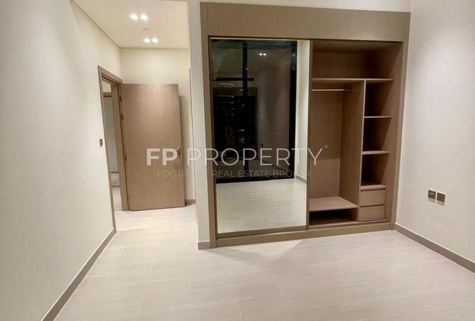 100858204 - Property Image 2