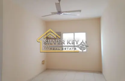 شقة - 2 غرف نوم - 1 حمام للايجار في المريجة - الغرب - الشارقة