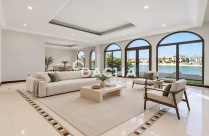 Villa - 4 Bedrooms - 5 Bathrooms for rent in Garden Homes Frond E - Garden Homes - Palm Jumeirah - Dubai Villa - 4 Bedrooms - 5 Bathrooms for rent in Garden Homes Frond E - Garden Homes - Palm Jumeirah - Dubai