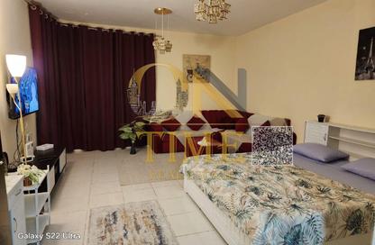 Apartment - Studio - 1 for rent in Corniche Tower - Ajman Corniche Road - Ajman