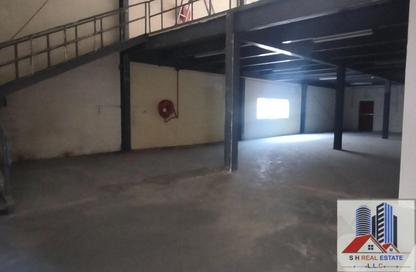 Warehouse - Studio - 1 for rent in Ras Al Khor Industrial 2 - Ras Al Khor - Dubai