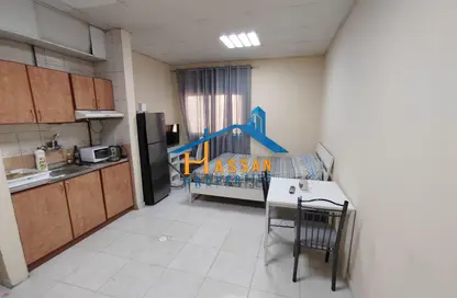 Apartment - Studio - 1 Bathroom for rent in Al Naba'ah 8 Building - Al Naba'ah - Al Sharq - Sharjah