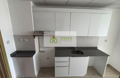 Apartment - Studio - 1 for rent in Bloom Heights A - Bloom Heights - District 15 - Jumeirah Village Circle - Dubai