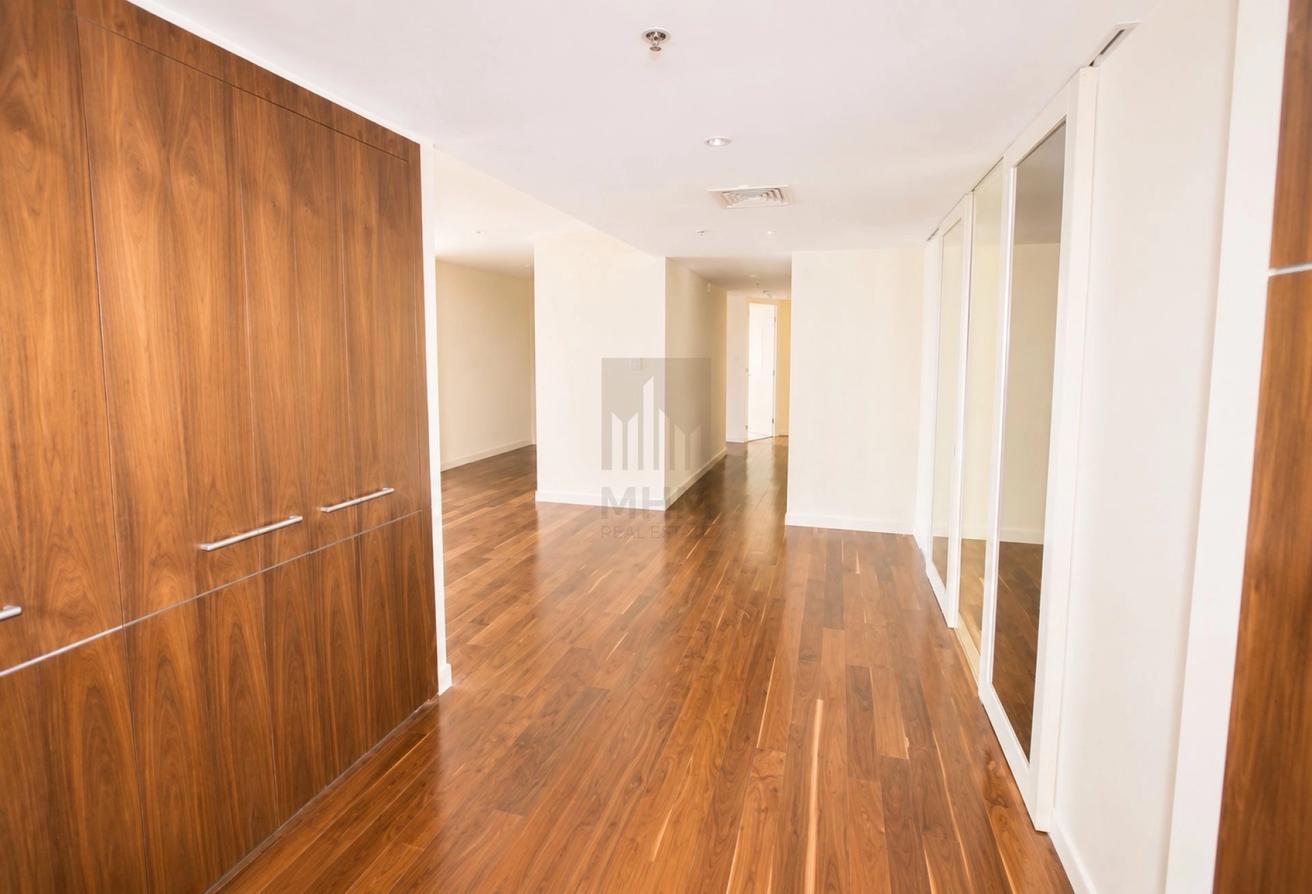 Wooden Floor | 3BHK+Maid | With Kitchen Appliances photo 13