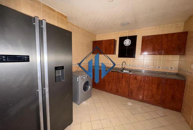 75012510 - Property Image 2