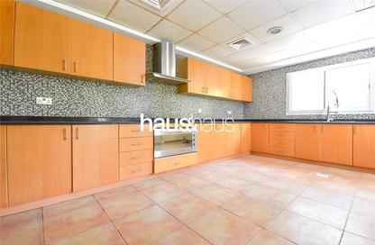 Villa - 4 - 4 for sale in Meadows 9 - Meadows - Dubai