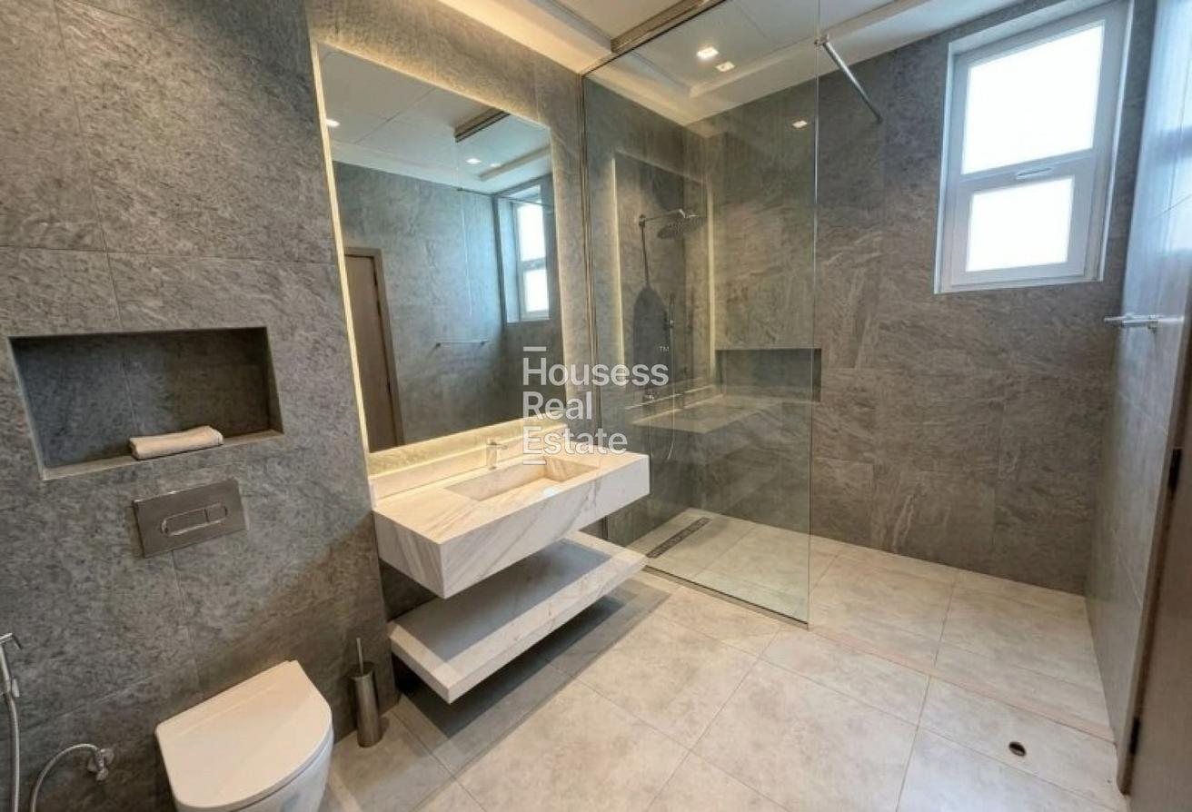 Spacious Villa | 2 Kitchens |Maid and Drivers Room photo 13
