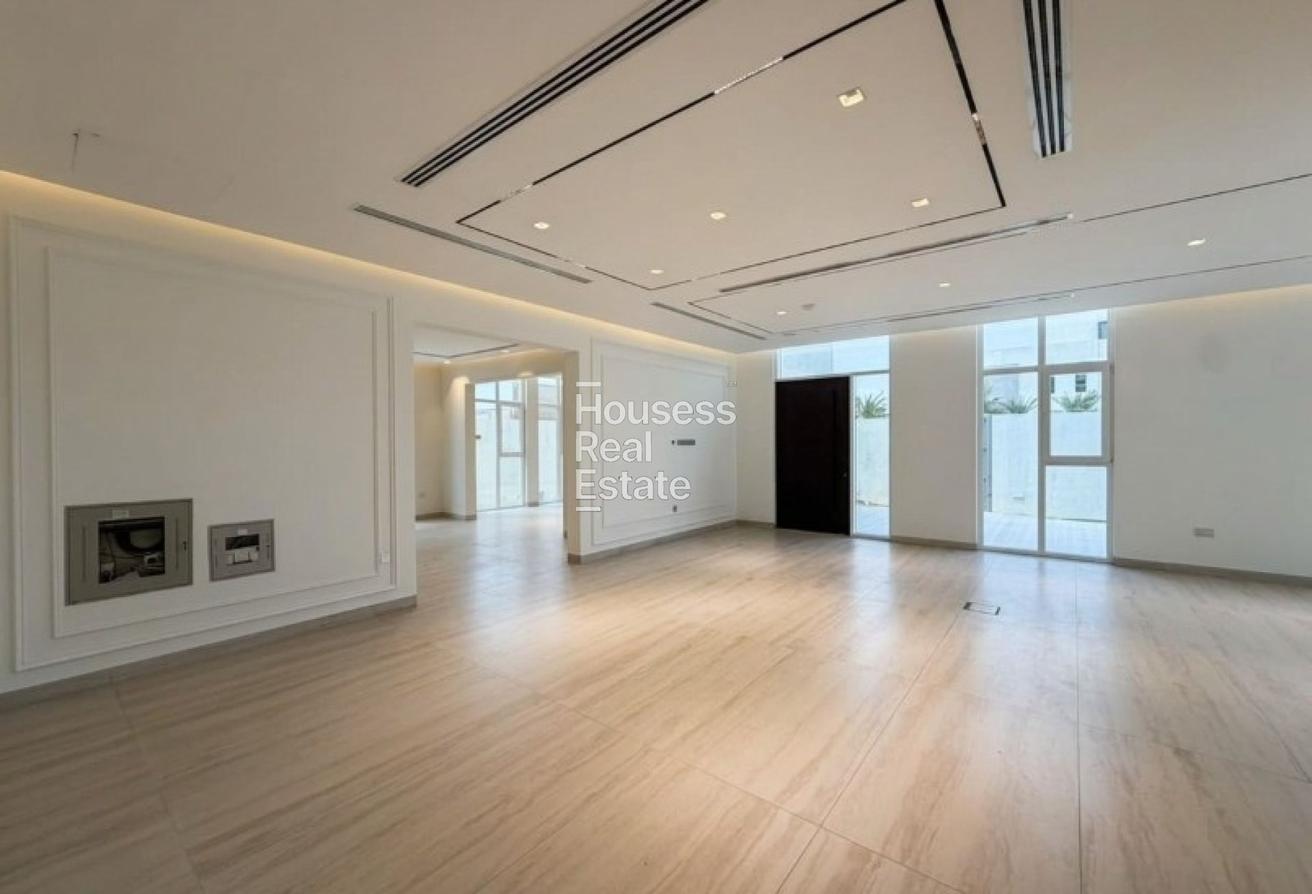 Spacious Villa | 2 Kitchens |Maid and Drivers Room photo 6