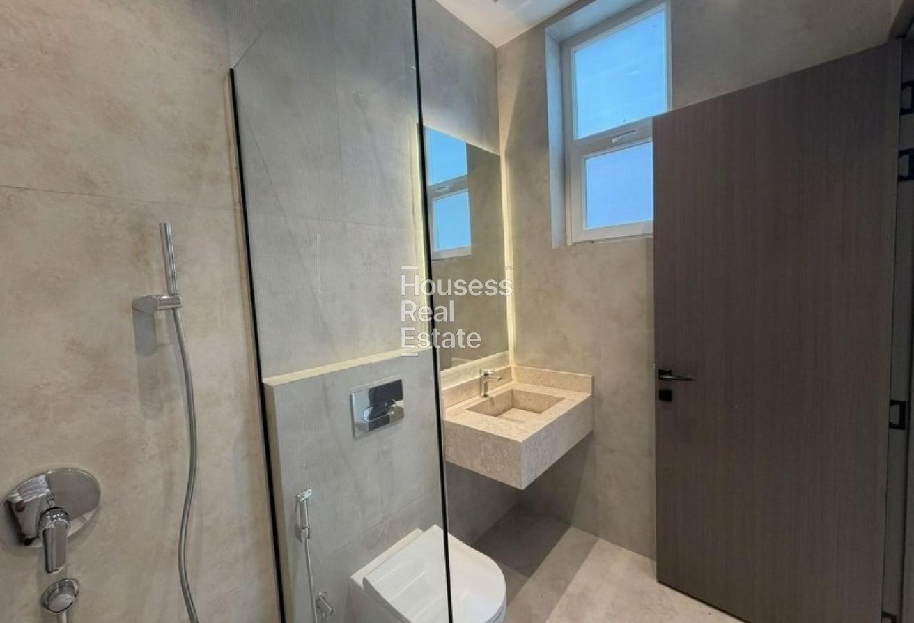 Spacious Villa | 2 Kitchens |Maid and Drivers Room photo 14