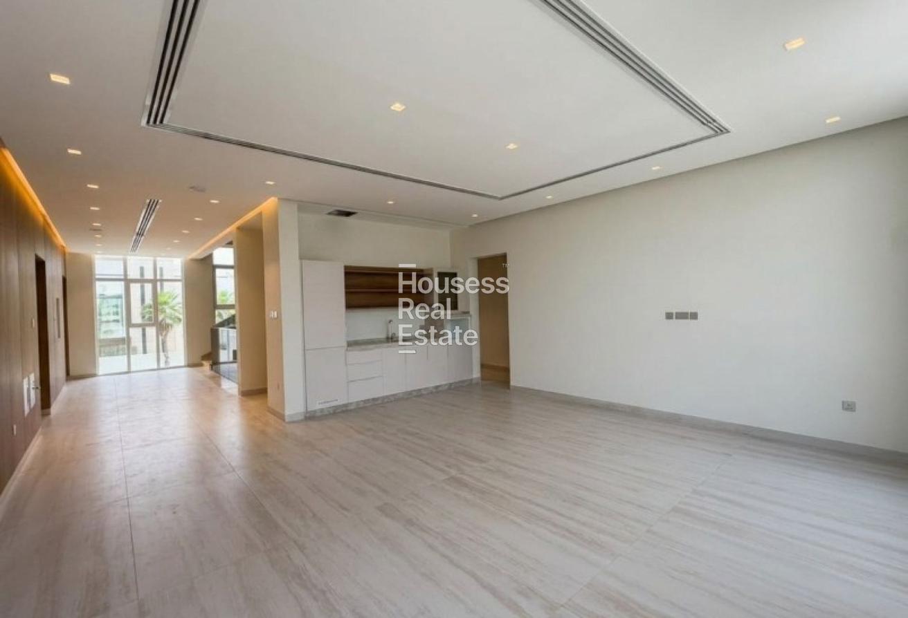 Spacious Villa | 2 Kitchens |Maid and Drivers Room photo 5