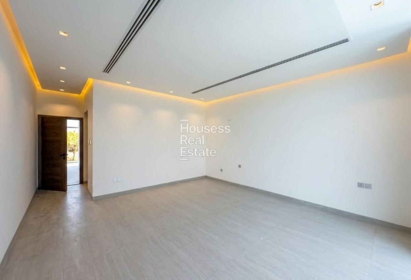 Spacious Villa | 2 Kitchens |Maid and Drivers Room photo 7