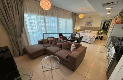 Apartment - Studio - 1 Bathroom for rent in The Royal Oceanic - Dubai Marina - Dubai
