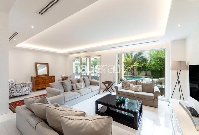 71122231 - Property Image 3