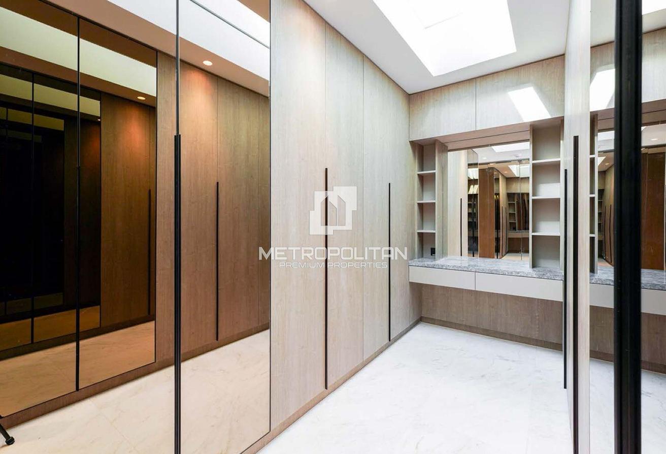 Signature Villa | One of 18 | Large 5BR Single Row photo 20