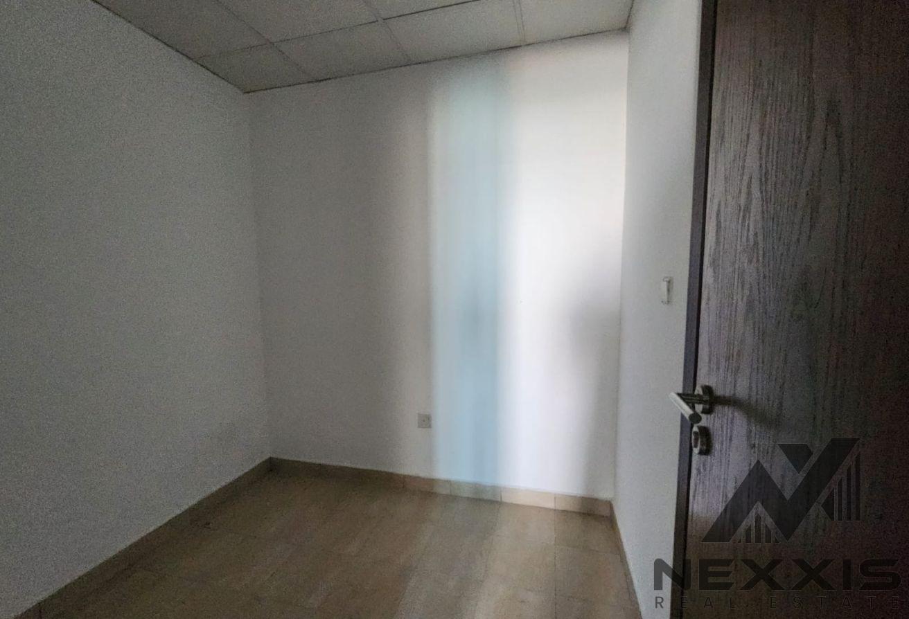 Elegant Apartment with Maid Room | Prime Location photo 17