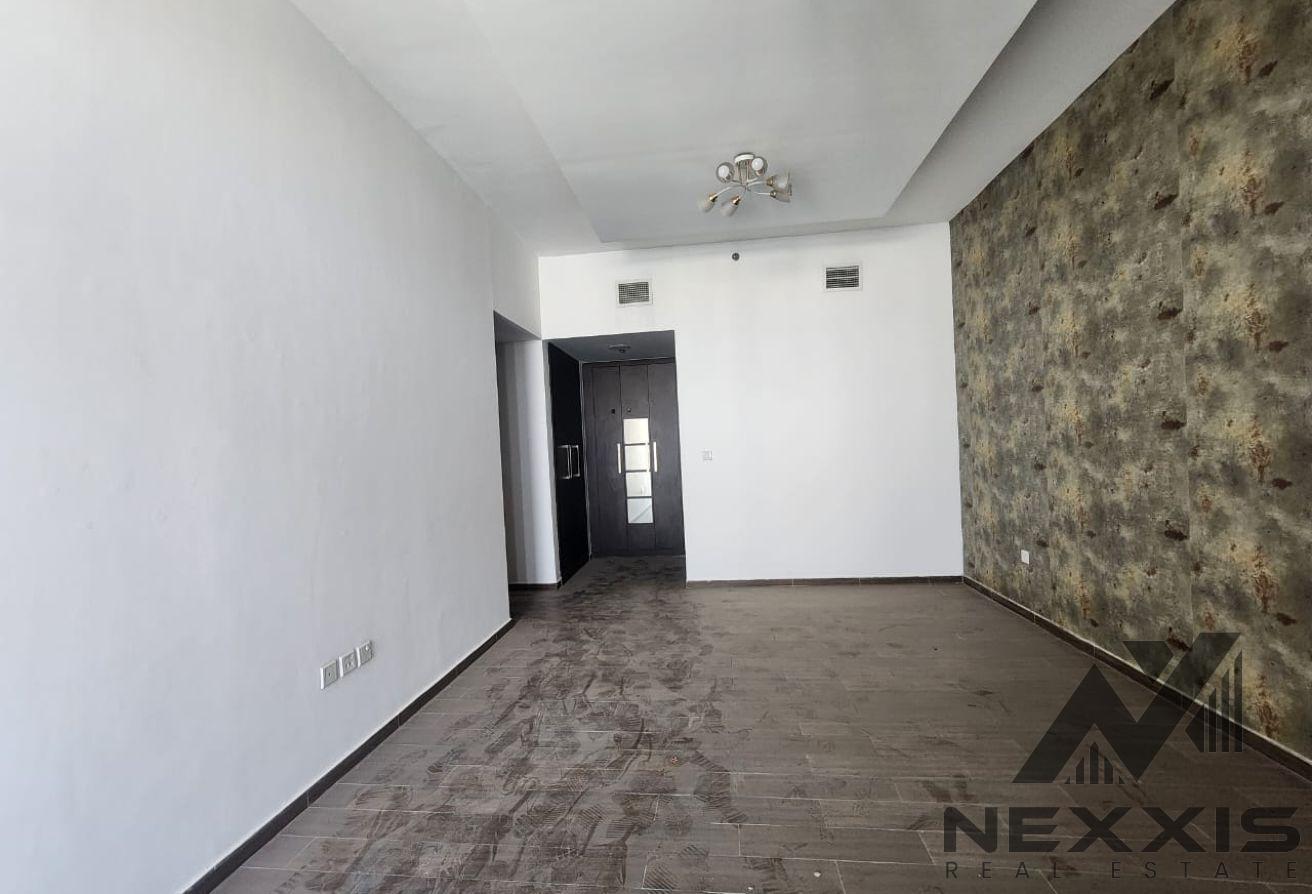 Elegant Apartment with Maid Room | Prime Location photo 6