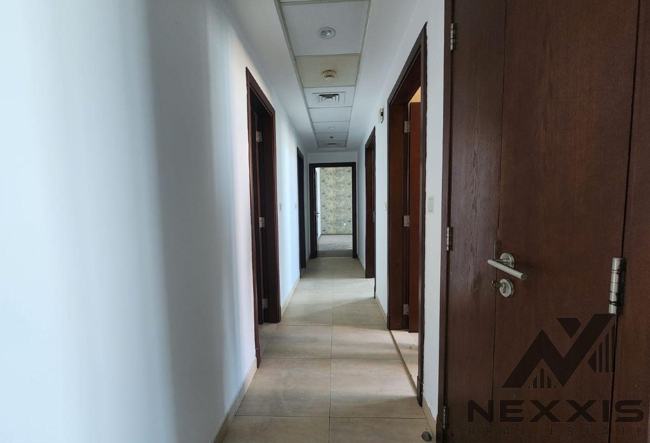 Elegant Apartment with Maid Room | Prime Location photo 15