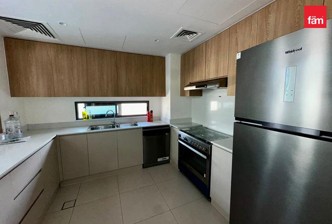 122001957 - Property Image 3