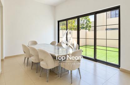Villa - 4 - 5 for sale in Nad Al Sheba - Dubai