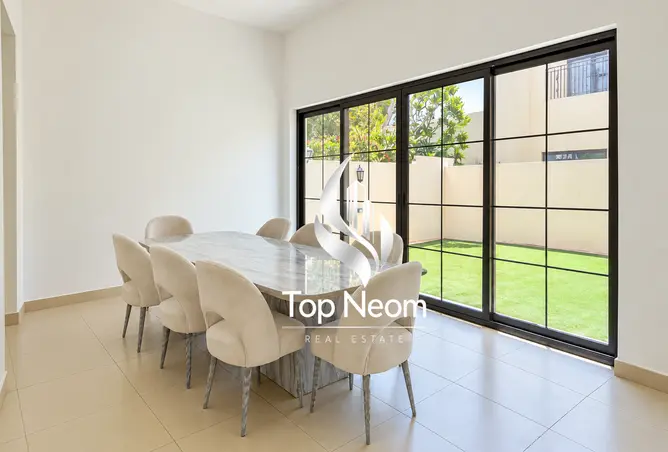 166092740 - Property Image 2