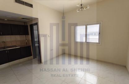 Apartment - Studio - 1 Bathroom for rent in Muwaileh 3 Building - Muwaileh - Sharjah