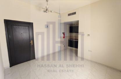 Apartment - Studio - 1 Bathroom for rent in Muwaileh 3 Building - Muwaileh - Sharjah