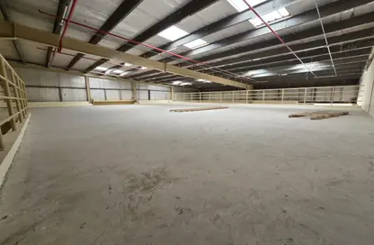 مستودع - استوديو - 2 حمامات للايجار في الجرف 3 - الجرف - عجمان وسط المدينة - عجمان
