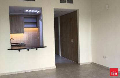 شقة - 1 حمام للايجار في مبنى 88 - طراز البحر المتوسط - ديسكفري جاردنز - دبي شقة - 1 حمام للايجار في مبنى 88 - طراز البحر المتوسط - ديسكفري جاردنز - دبي