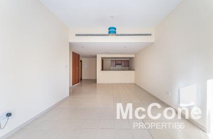Apartment - 2 Bedrooms - 2 Bathrooms for sale in Al Thayyal 4 - Al Thayyal - Greens - Dubai