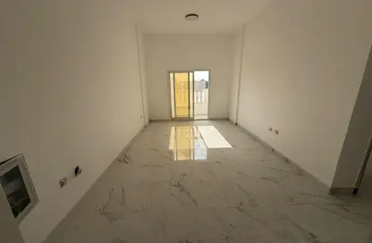 Apartment - 1 Bedroom - 2 Bathrooms for rent in Al Mowaihat 3 - Al Mowaihat - Ajman Apartment - 1 Bedroom - 2 Bathrooms for rent in Al Mowaihat 3 - Al Mowaihat - Ajman