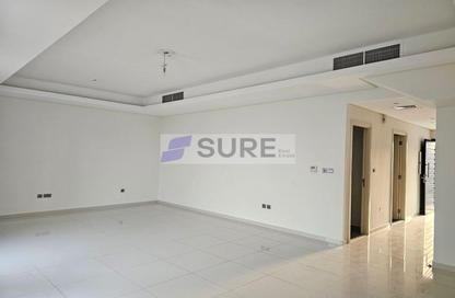 Townhouse - 5 Bedrooms - 5 Bathrooms for rent in Primrose - Damac Hills 2 - Dubai