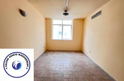 Apartment - 1 Bedroom - 1 Bathroom for rent in Al Ateek Tower 1 - Al Shuwaiheen - Sharjah