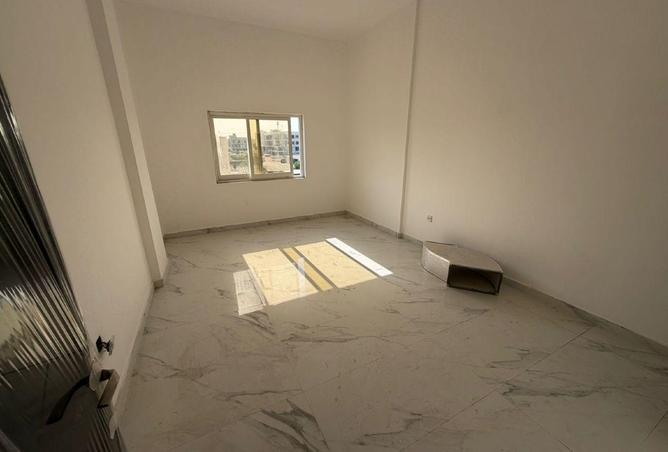 60134335 - Property Image 3