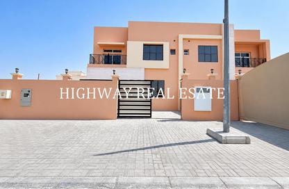Villa - 5 - 7 for rent in Al Hooshi Villas - Hoshi - Al Badie - Sharjah