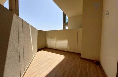 Apartment - 1 Bedroom - 2 Bathrooms for rent in Rukan Tower B - Rukan Tower - Rukan - Dubai