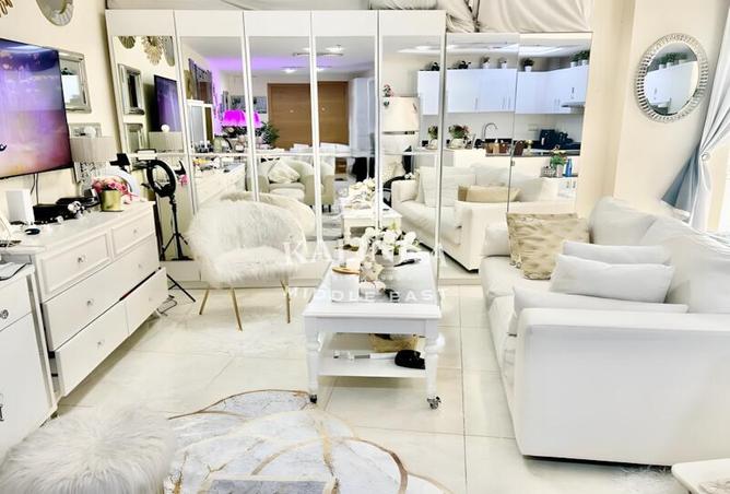 77800918 - Property Image 3