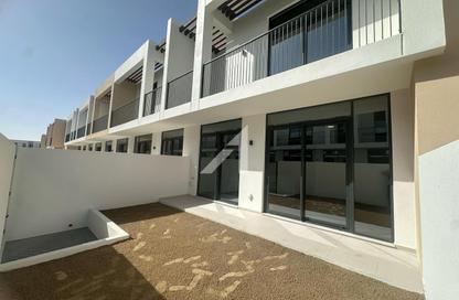 Townhouse - 3 - 3 for sale in Greenview 3 - Emaar South - Dubai South (Dubai World Central) - Dubai Townhouse - 3 - 3 for sale in Greenview 3 - Emaar South - Dubai South (Dubai World Central) - Dubai