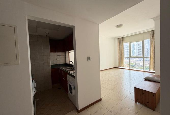 102001536 - Property Image 2