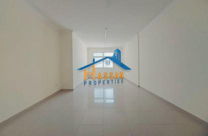 Apartment - 2 Bedrooms - 2 Bathrooms for rent in Al Kanana Building - Al Khan Lagoon - Al Khan - Sharjah