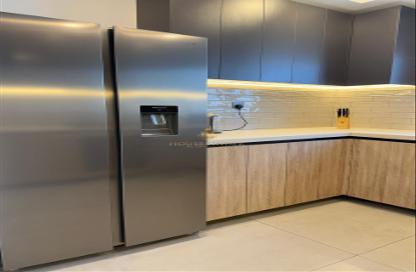 Apartment - 2 Bedrooms - 3 Bathrooms for rent in Diamond Building - Jumeirah Garden City - Al Satwa - Dubai