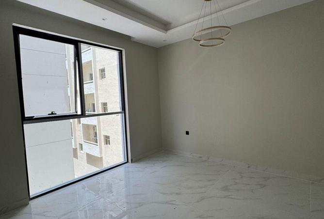 87464059 - Property Image 2
