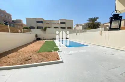 Villa - 6 Bedrooms - 7 Bathrooms for rent in Al Nahyan - Abu Dhabi