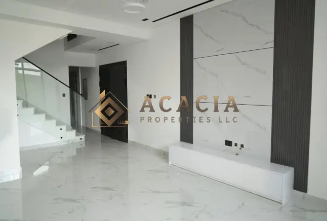 163696715 - Property Image 2