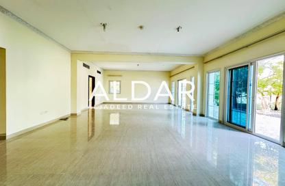 Villa - 3 - 4 for rent in District 16J - Jumeirah Village Circle - Dubai