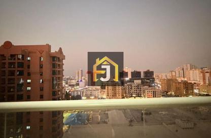 شقة - غرفة نوم - 2 حمامات للايجار في برج النعيمية ون - النعيمية - عجمان