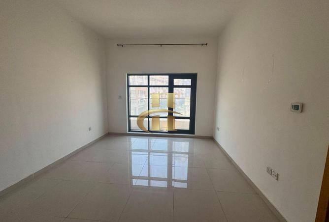 122442858 - Property Image 3