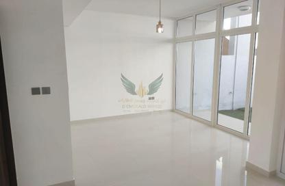 Townhouse - 3 Bedrooms - 3 Bathrooms for rent in Aknan Villas - Vardon - Damac Hills 2 - Dubai Townhouse - 3 Bedrooms - 3 Bathrooms for rent in Aknan Villas - Vardon - Damac Hills 2 - Dubai
