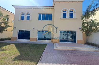 Villa - 4 Bedrooms - 5 Bathrooms for rent in District 8 - Jumeirah Park - Dubai